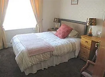 The Grosvenor View - Guest House Blackpool Hotel