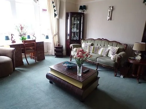 The Grosvenor View - Guest House Blackpool United Kingdom