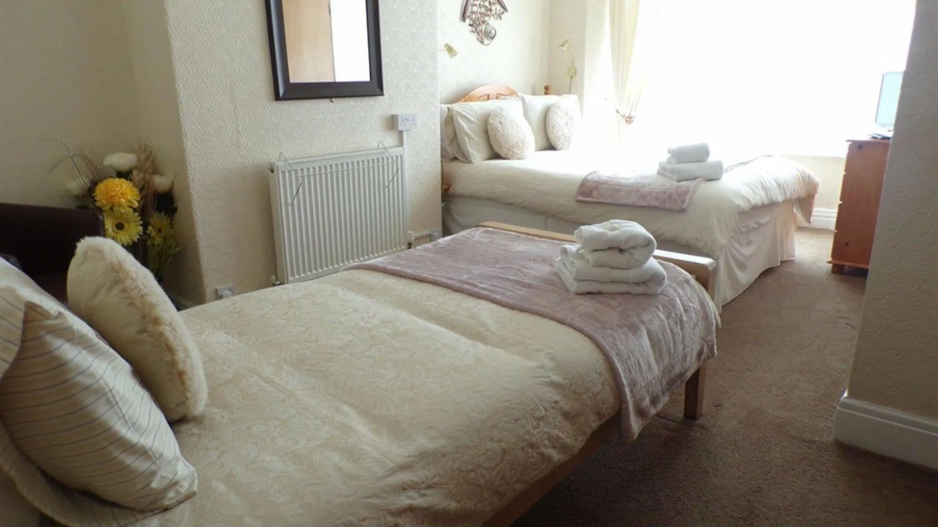 The Grosvenor View - Guest House Blackpool United Kingdom